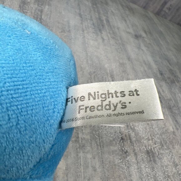 Five Nights At Freddy's Bonnie Blue Funko Plush Hot Topic Exclusive 2016 FNAF - Picture 11 of 12